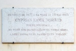 Plaque commémorative Norwid